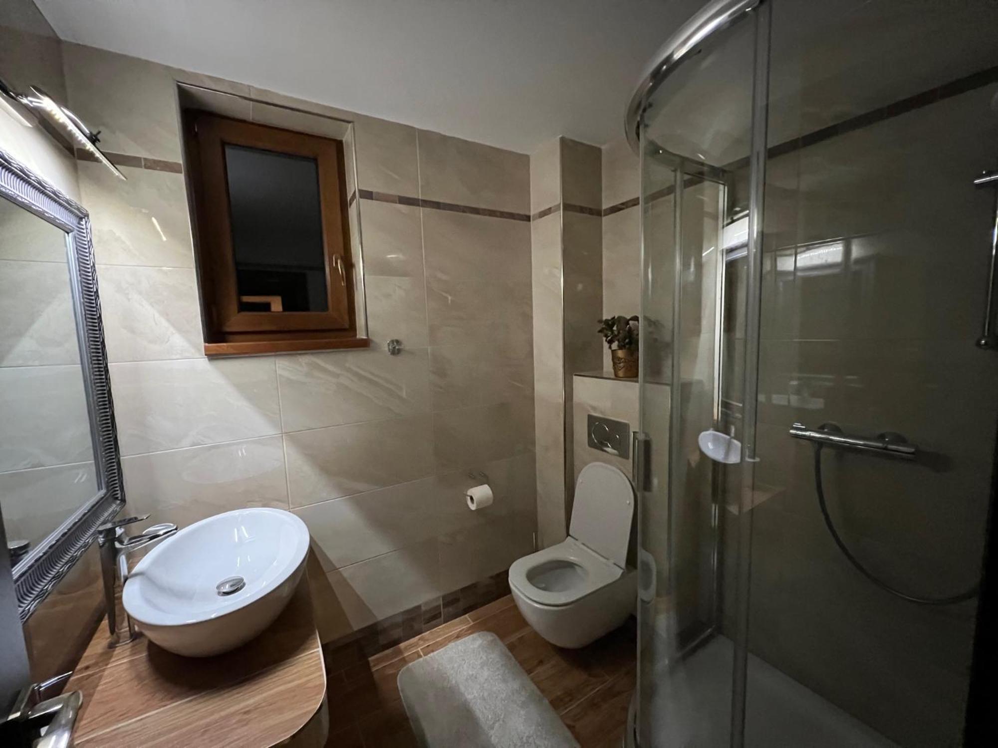 Hotel Galeria Pezinska Baba 皮兹诺克 外观 照片